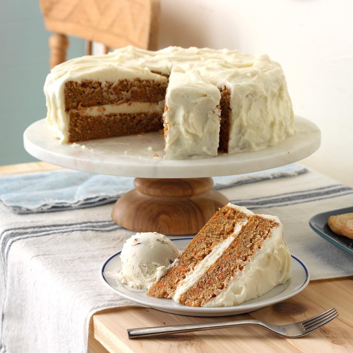 Perfect Classic Carrot Cake: Moist, Spiced, with Adaptable Tips
